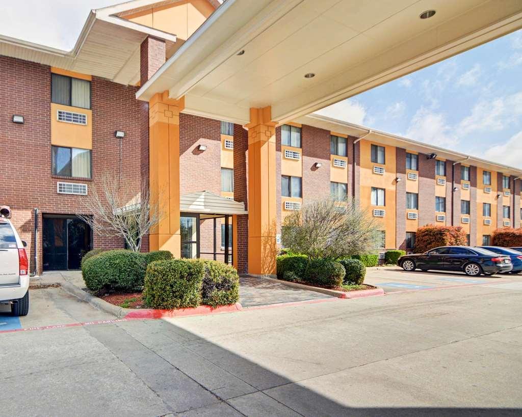Quality Inn Dfw Airport North - Irving Εξωτερικό φωτογραφία