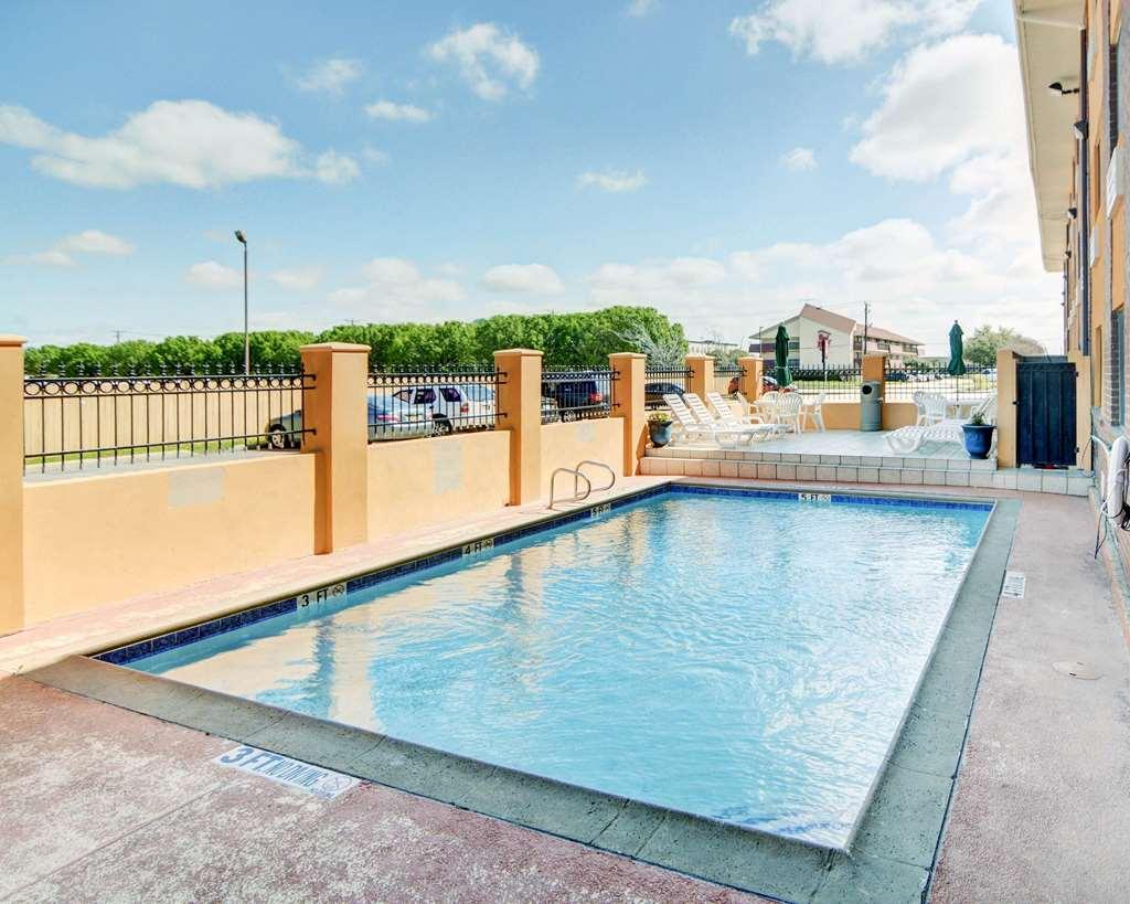 Quality Inn Dfw Airport North - Irving Ανέσεις φωτογραφία